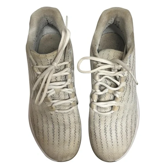 Nike Air Jordan B.Fly Pure Platinum Basketball Shoes Size 9.5 - Picture 2 of 7